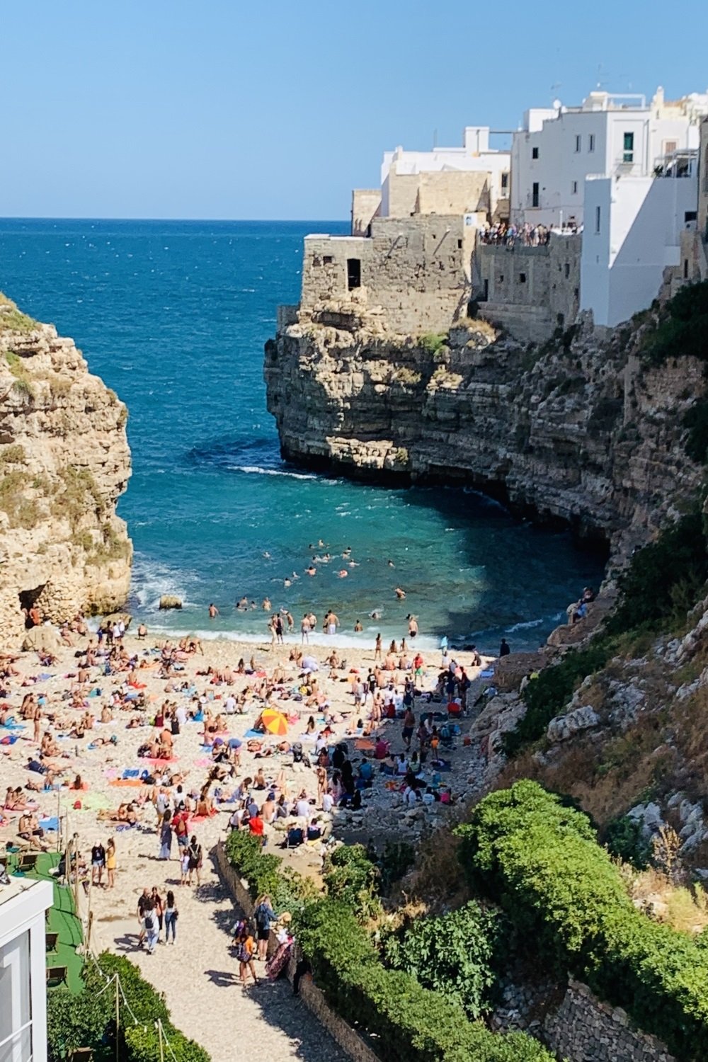 If you are looking for low budget vacation ideas for couples near me, click here. We have plenty of amazing Cheap mini vacations for couples! What is the best place to visit as a couple?