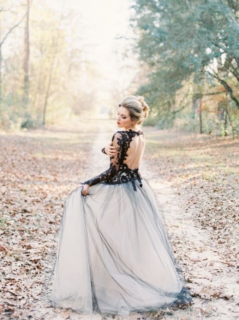 Are you looking for winter wedding dresses ideas? Check out this gown perfect for your winter wonderland wedding this year!