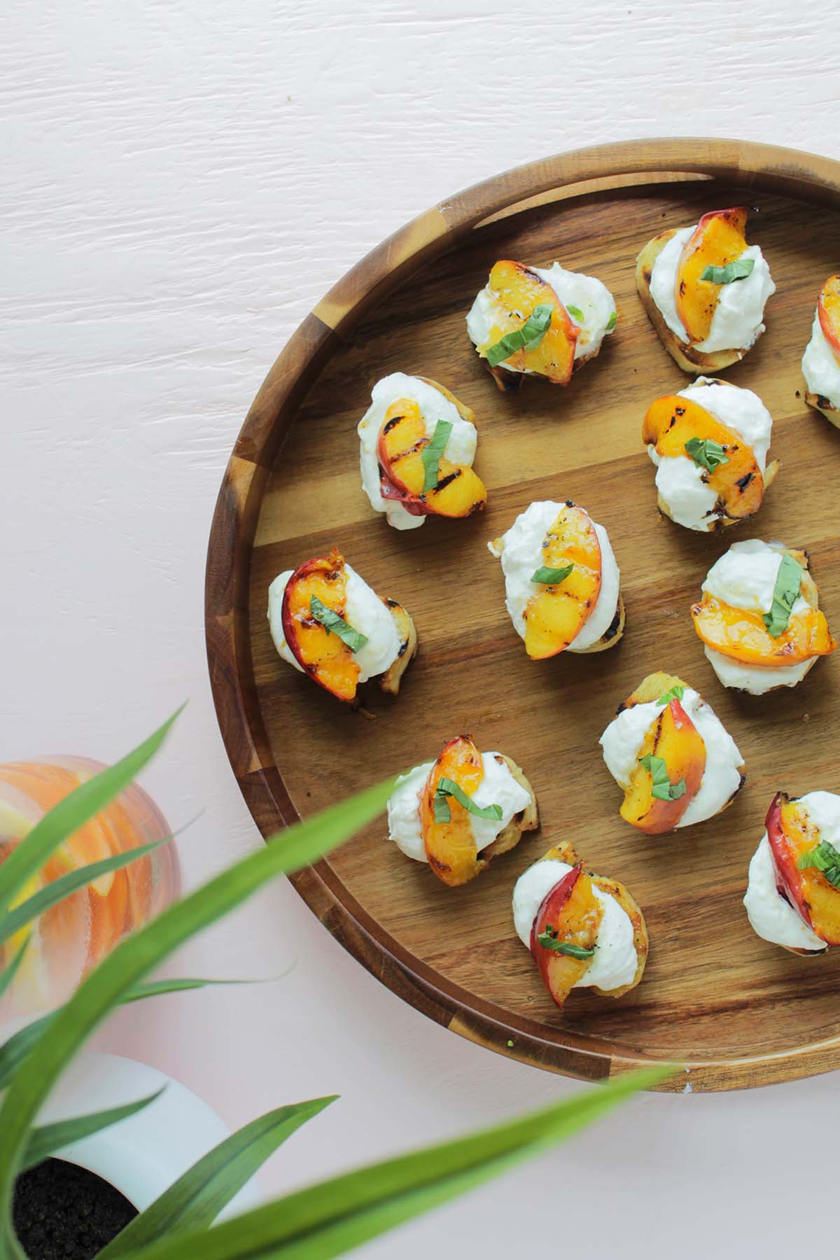 Elegant Grilled peach & lemon ricotta crostini! simple summer appetizer! It's an ideal wedding dish for entertaining because it comes together so quickly & effortlessly!