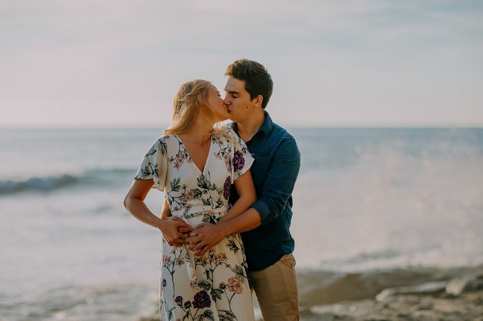 15 Fabulous Long Flowy Dress For Engagement Photos