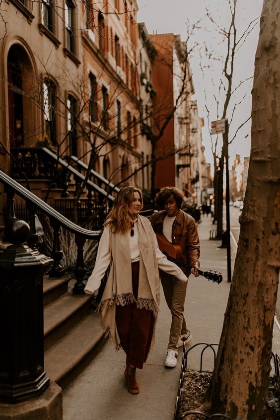 Romantic New York Couple shoot in the fall! Enjoy our stylish this couple is and having pure fun during their photoshoot.