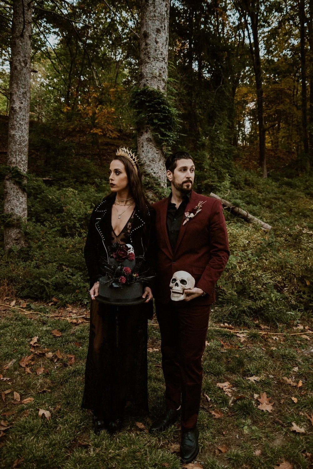 What's not to love about this stunning moody forest elopement inspiration? This Moody Enchanted Forest Elopement is everything. If you love dark halloween weddings, you will love this amazing photoshoot!