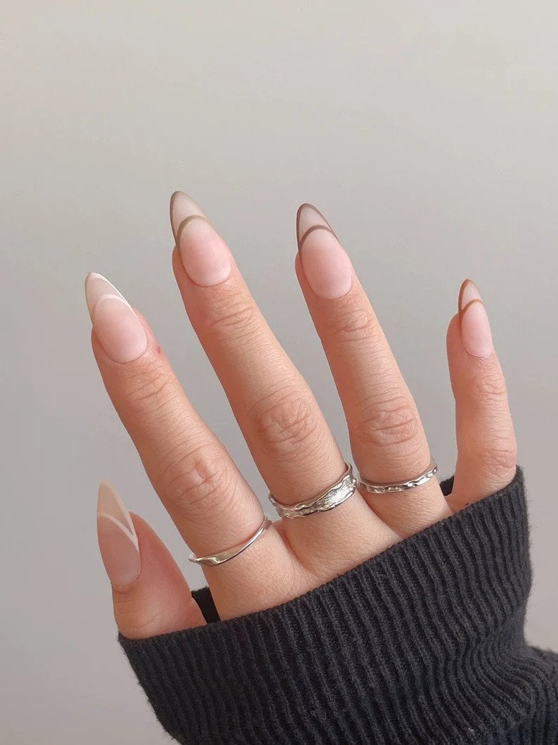 Here are 35 Fall nail designs and ideas for brides getting married this fall. They are the cutest looks and recommend all bride-to-be to try them on right now. They are nest nail colours to help inspire your wedding manicure! Abstract French Tip Press On Nails for weddings.