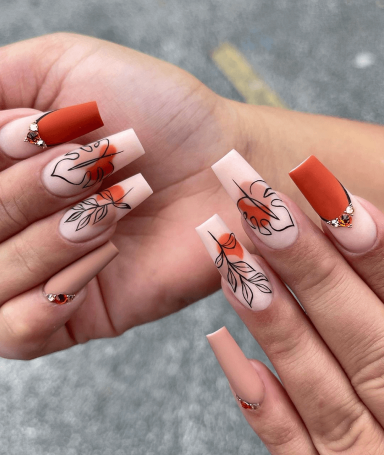 Fall leaves wedding nail design! Cute bridal nail designs! Elegant wedding nail designs for weddings! Simple classy nails for brides that love elegant! Choose the right wedding nail colour to enhance the look of your wedding dress this fall.