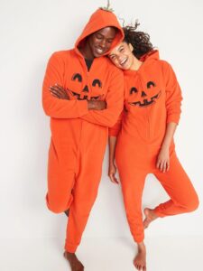 35 Cute And Easy DIY Halloween Couple Costumes For 2024