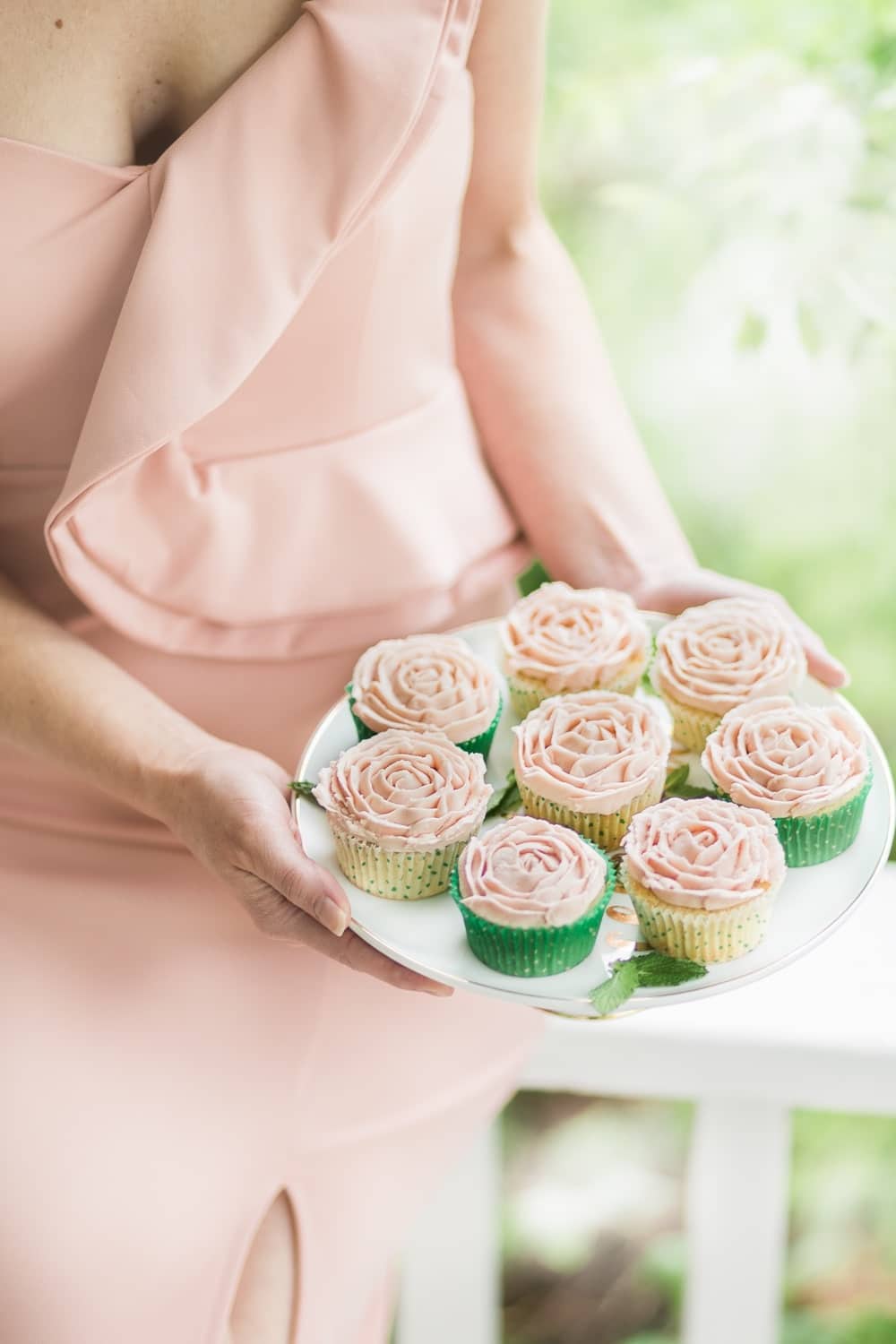 Romantic bridal shower cupcakes for pink wedding events. Check out these amazing cupcakes perfect for a pink-themed bridal shower.