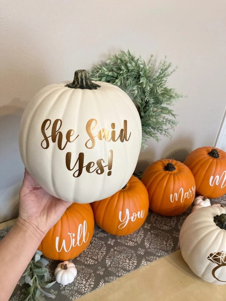 10 Spoopy Halloween Proposal Ideas That Are Romantic