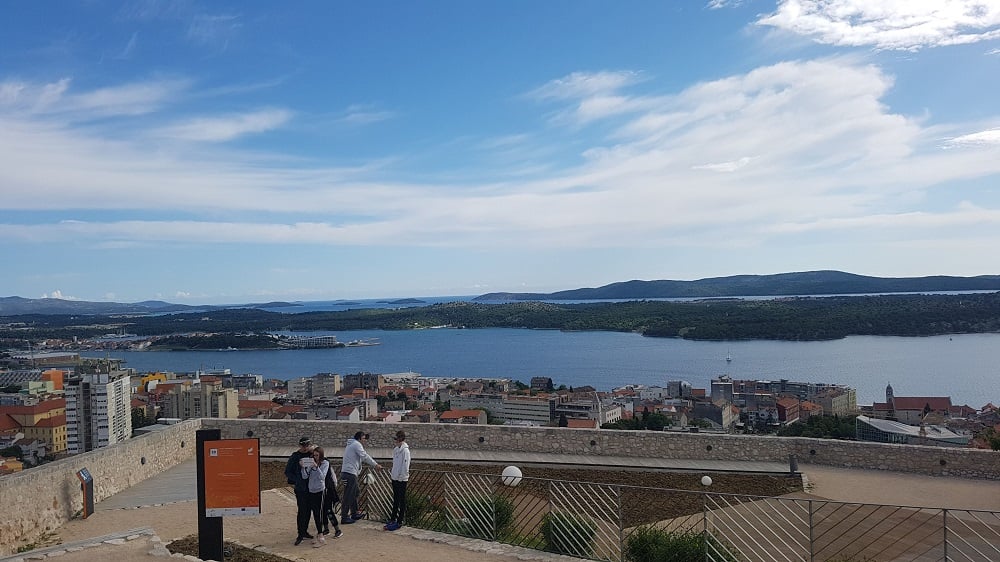 Are you looking for the best things to do in Sibenik Croatia? I suggest you Tour the Fortresses of Sibenik! You can also walk through historic Old Towns and take trips to nearby islands. It's a romantic little area perfect for couples. 