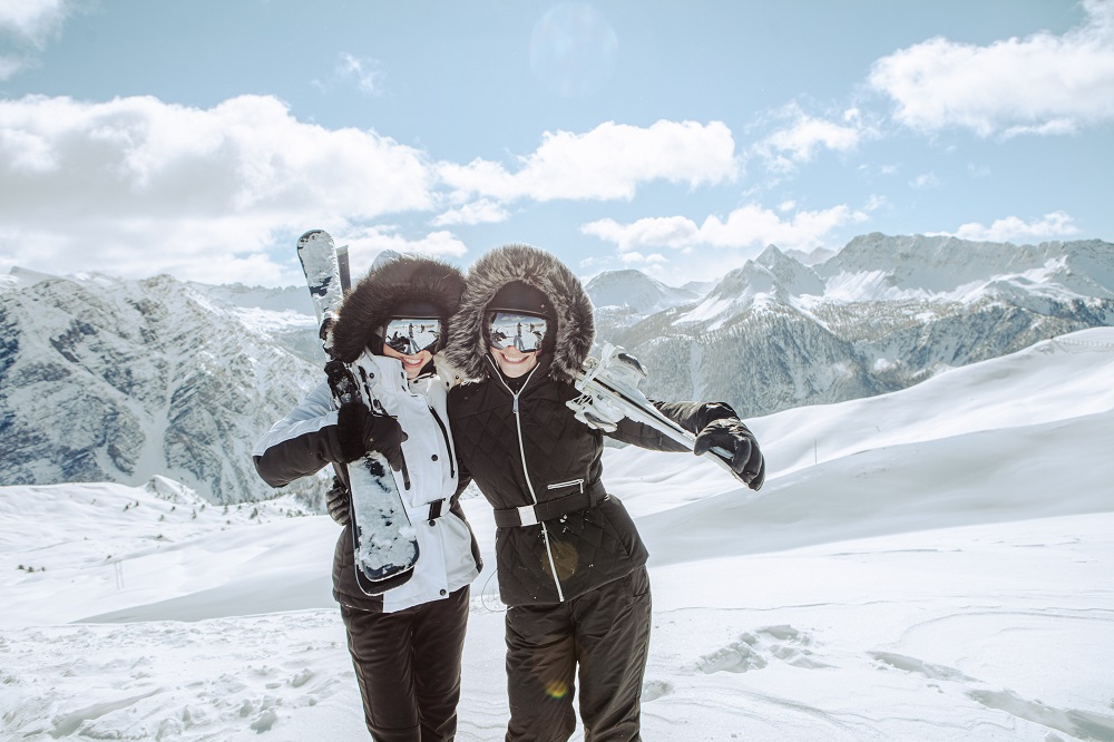 30 Awesome and Unique Winter Bachelorette Party Destinations! Any getaway can be an epic bachelorette as long as the bride is happy and she has her pals along for the adventure. Here, 30 of the most unique winter bachelorette party destinations.