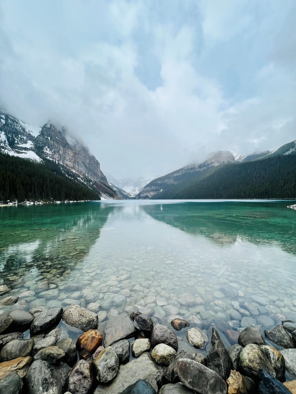 Escape to the stunning beauty of Lake Louise for your honeymoon. Surrounded by the Canadian Rockies, this picturesque mountain town offers endless opportunities for adventure and relaxation. Take a romantic hike to the stunning Lake Agnes Tea House, paddle across the turquoise waters of Lake Louise, or simply unwind in the luxurious Fairmont Chateau Lake Louise. With breathtaking scenery at every turn, Lake Louise is the perfect destination for a honeymoon you'll never forget.