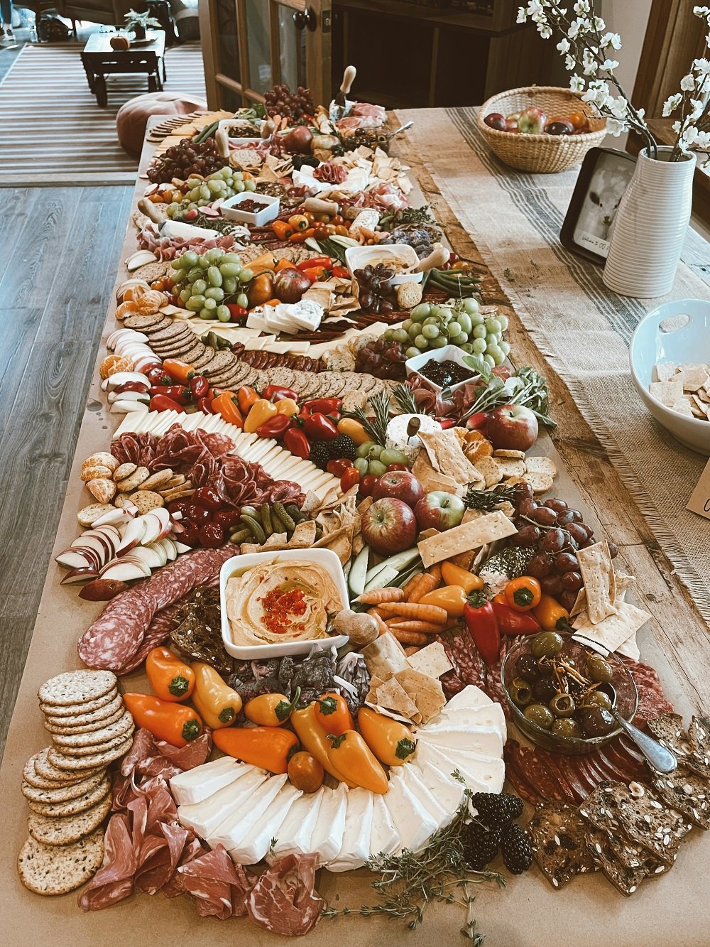 Dreaming of a unique, budget-friendly wedding? Consider a potluck wedding! Start by creating a theme to inspire your guests' culinary contributions. Sending invitations with dish suggestions for your potluck wedding will ensure a variety of options. Arrange a buffet-style setup with labels for each dish, including dietary info. Incorporate personal touches, such as family recipes, for a sentimental touch. Don't forget to provide essentials like utensils, napkins, and drinks. A potluck wedding fosters community, adds charm, and creates lasting memories!