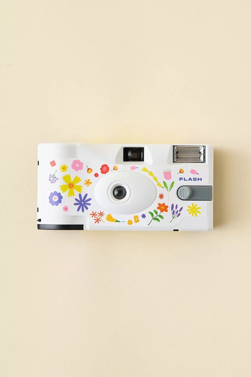 Elevate your wedding experience with the Camp Snap Camera, the perfect choice for capturing every magical moment. Its vintage charm and easy-to-use design make it ideal for guests of all ages, ensuring that no special moment goes unnoticed. With high-quality prints and instant photo sharing, it’s a delightful way to create lasting memories. Add a touch of nostalgia to your big day and let your love story unfold through beautiful snapshots. 📸💕 #WeddingMemories #CampSnapCamera