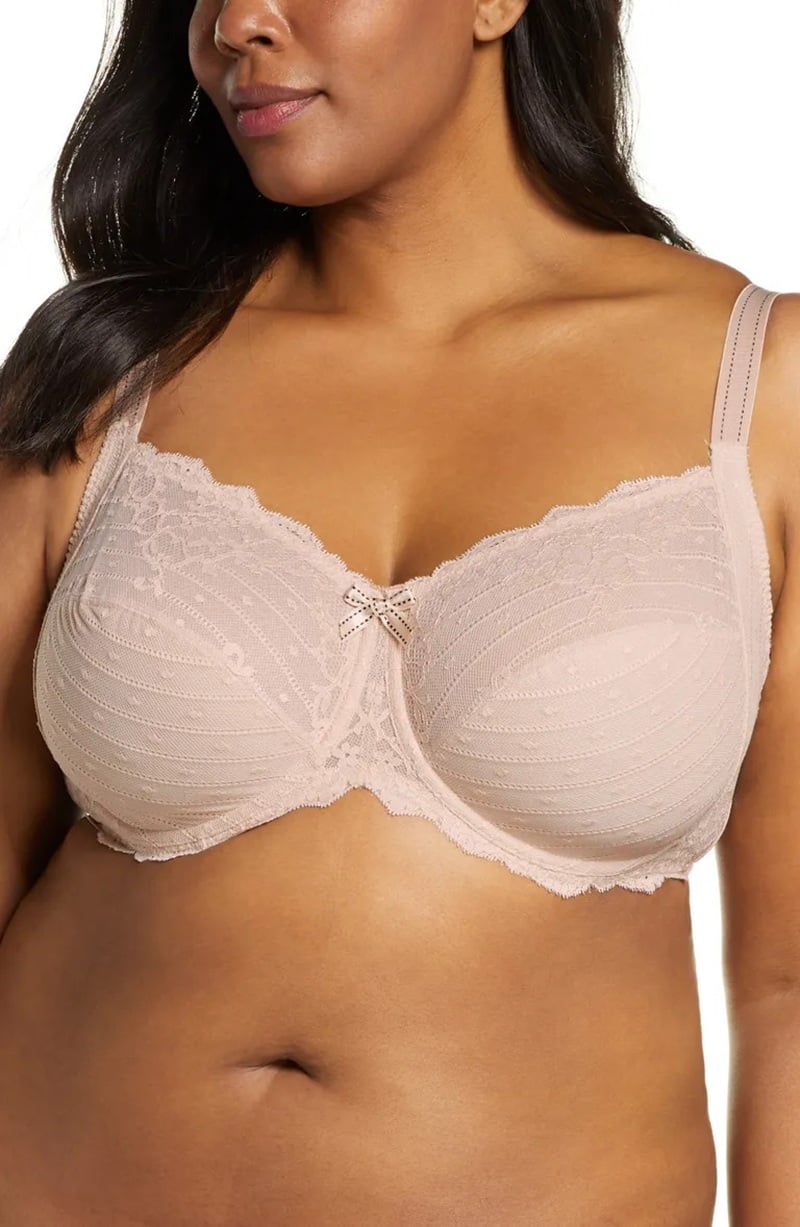 When it comes to your special day, the proper undergarments can make all the difference. Check out this collection of wedding bras for big boobs. You will find a range of styles to suit any bride's needs. From delicate lace to smooth satin, our bras provide comfort and support, ensuring you feel confident and beautiful as you walk down the aisle. Browse this selection for the perfect bra to complete your wedding day look.