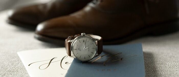 Wedding Day Gifts for Grooms: Thoughtful and Memorable Ideas! Looking to surprise the groom with a memorable gift on the wedding day? Check out this selection of unique wedding day gifts for grooms that blend style and sentiment. Opt for personalized cufflinks engraved with initials for a touch of elegance, or consider a luxury watch to mark the special occasion. A stylish leather wallet or a custom tie set makes for a practical yet thoughtful present. Don’t forget a heartfelt, handwritten note to add a personal touch. Perfect for any groom, these gifts ensure he feels cherished on his big day. Wedding groom gifts, wedding day, personalized cufflinks, luxury watch, custom tie.