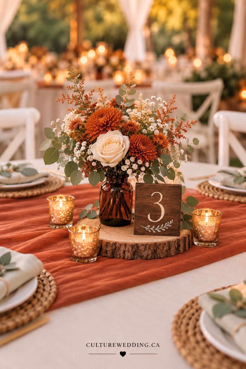Planning a beautiful fall wedding on a budget? 🍂 Discover simple fall wedding table decor ideas that look elegant without spending a fortune! From affordable fall wedding centerpieces and DIY wedding table decorations to candles, greenery, bud vases, rustic details and neutral autumn colors, these budget-friendly fall wedding tables are easy to recreate. Perfect for rustic, elegant, boho, outdoor and small weddings. Save these inexpensive fall wedding table ideas for your autumn wedding inspiration!